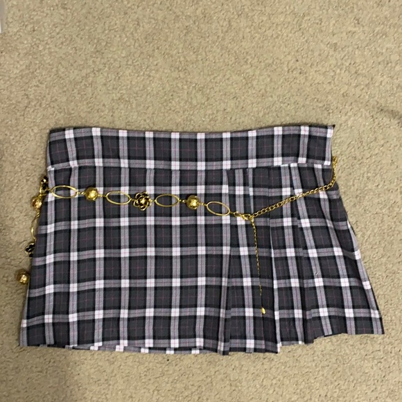 Brand New cute plaid outfit - Picture 6 of 12